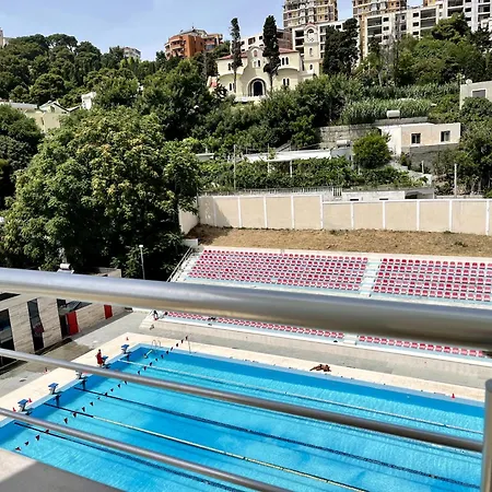아파트 Spacious 3 Bedroom In Vollga Promenade