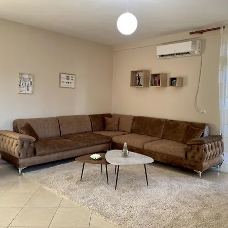 Spacious 3 Bedroom In Vollga Promenade 아파트